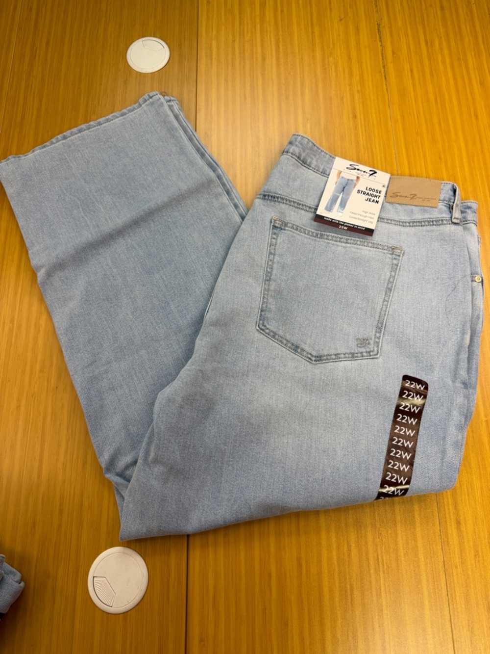 Seven7 Women's Plus High Rise Fitted Waist Loose Fit Straight Jean 22W